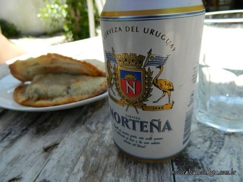 Colonia del Sacramento no Uruguay: Restaurante Bike Coffee, empanada e cerveja Norteña