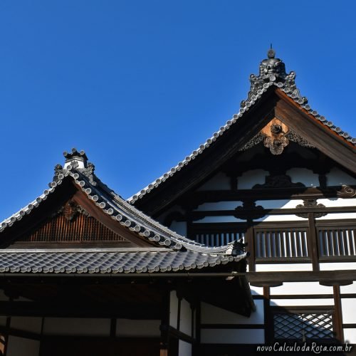 Arquitetura da entrada do Kinkaku-ji