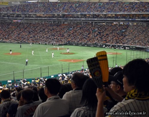 Nossos assentos no jogo no Tokyo Dome